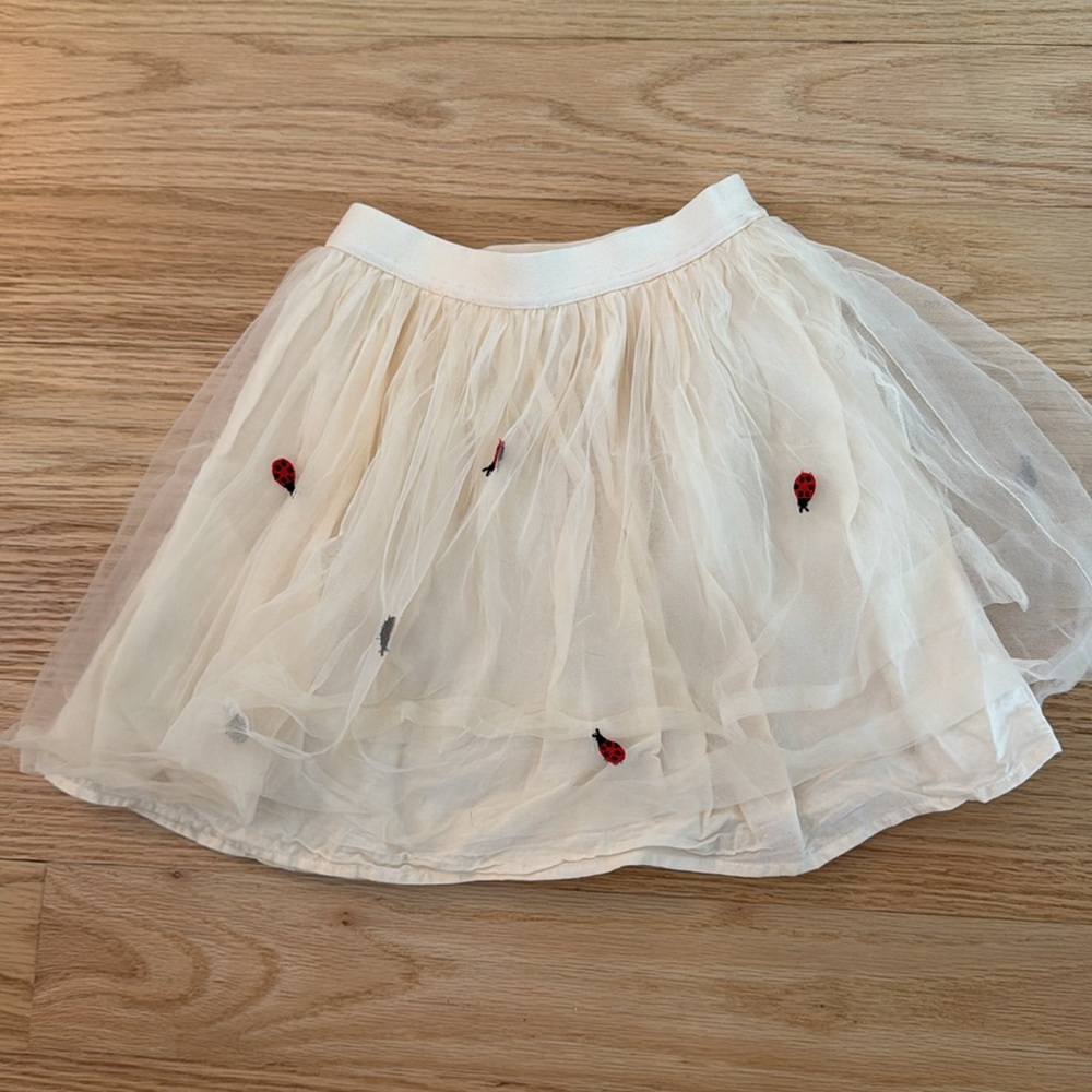 Cream Tulle skirt with ladybugs 🐞 - Picture 3 of 3